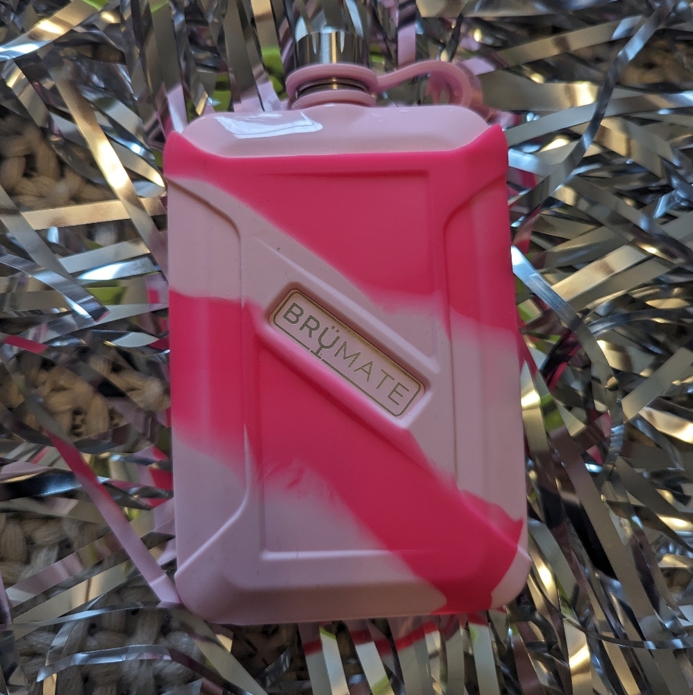 NWOT Brümate Liquor Canteen, Barbie Pink